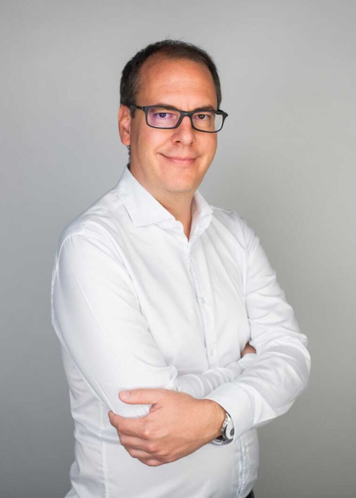 Jo beschnitten